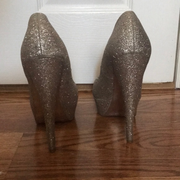 Steve Madden Pumps - Picture 3 of 3